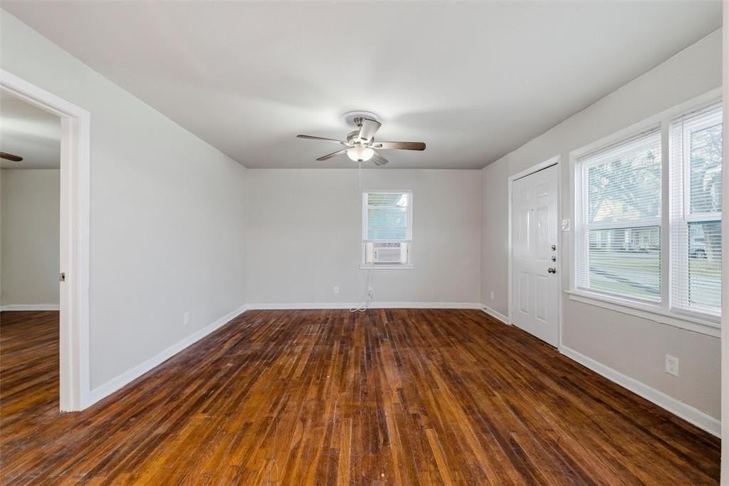 108 Poplar St - Photo 6 of 19