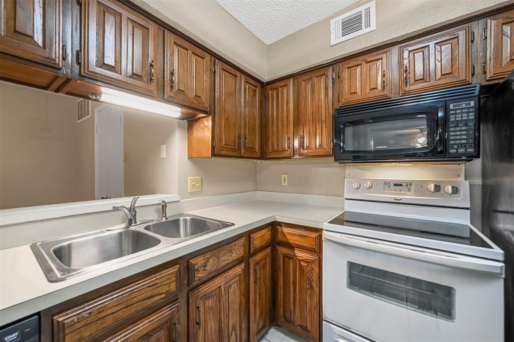 14800 Enterprise Dr #22D - Photo 6 of 19