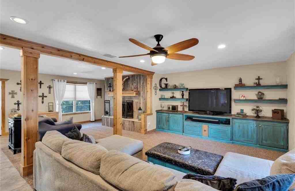 800 E Fm 1187 - Photo 7 of 25