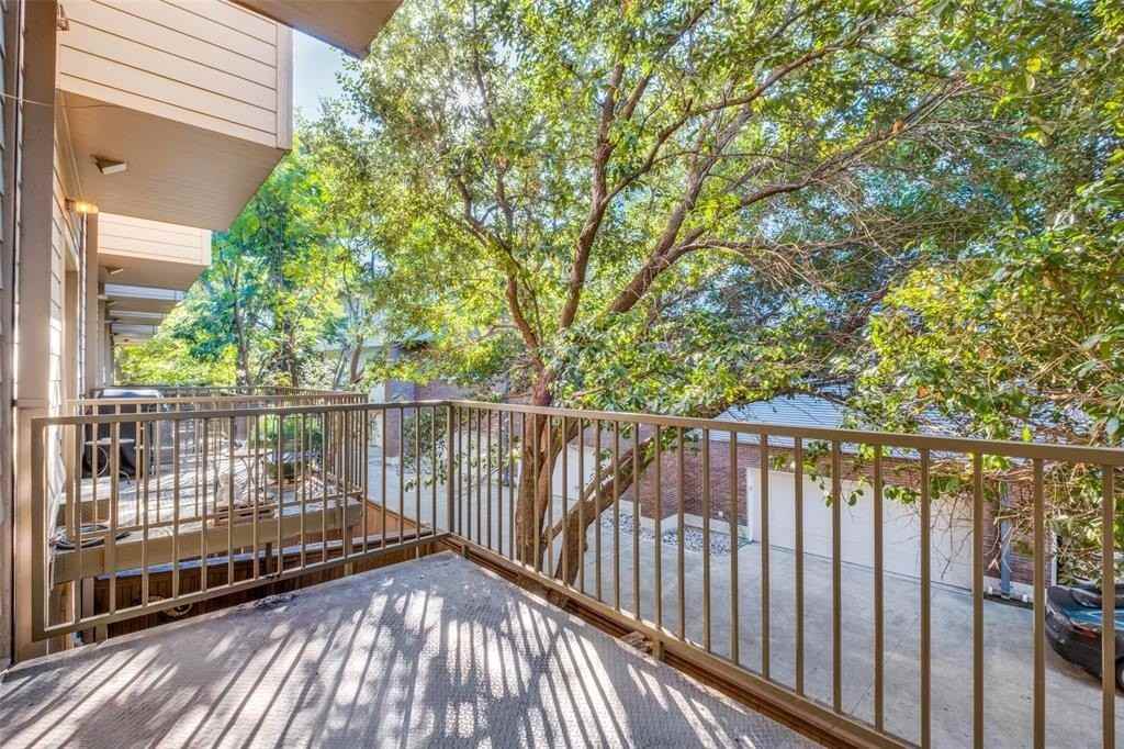 4225 Mckinney Ave #17 - Photo 3 of 22