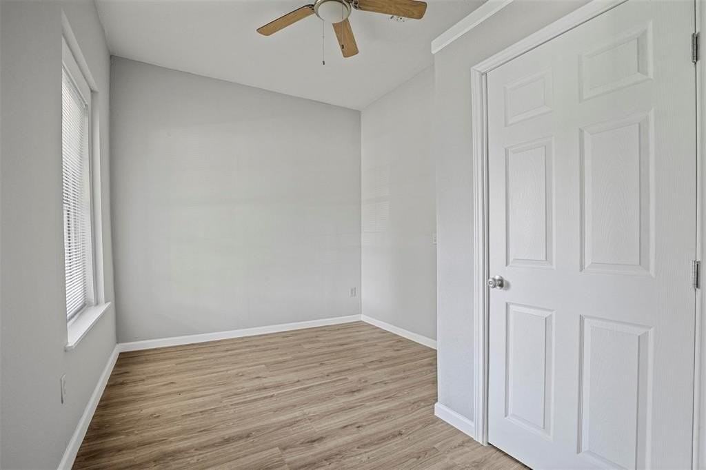 531 E Morton St - Photo 5 of 10