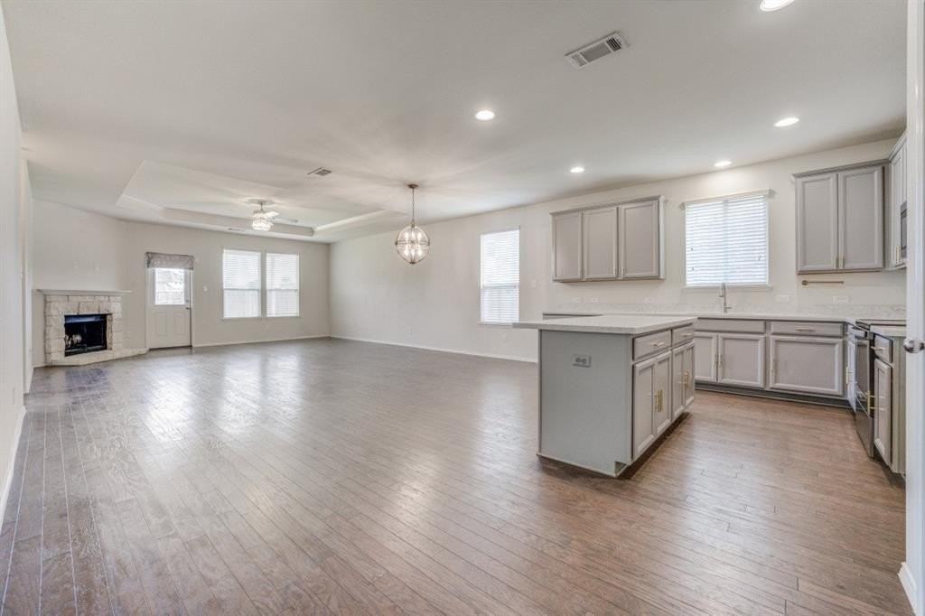 2014 Avondown Rd - Photo 4 of 12