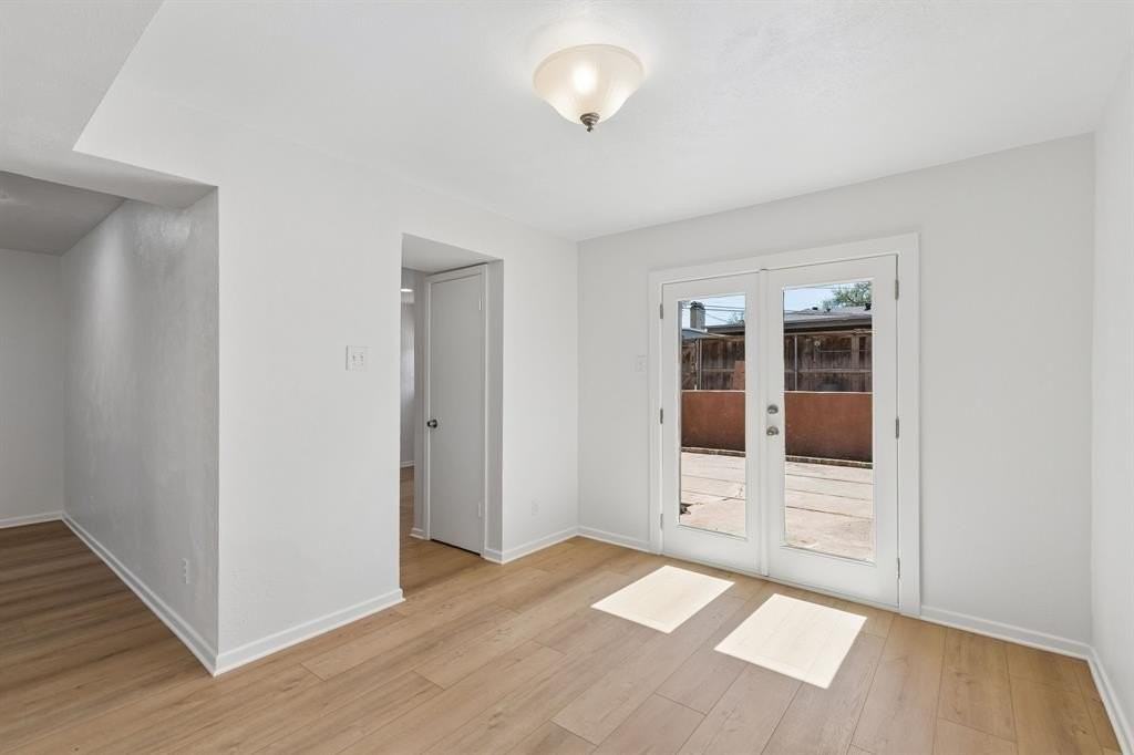 7616 Woodthrush Dr #8 - Photo 3 of 10