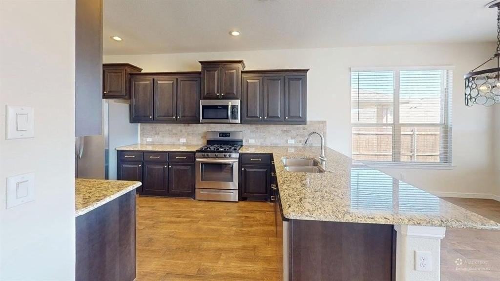 9320 Pepper Grass Dr - Photo 5 of 31