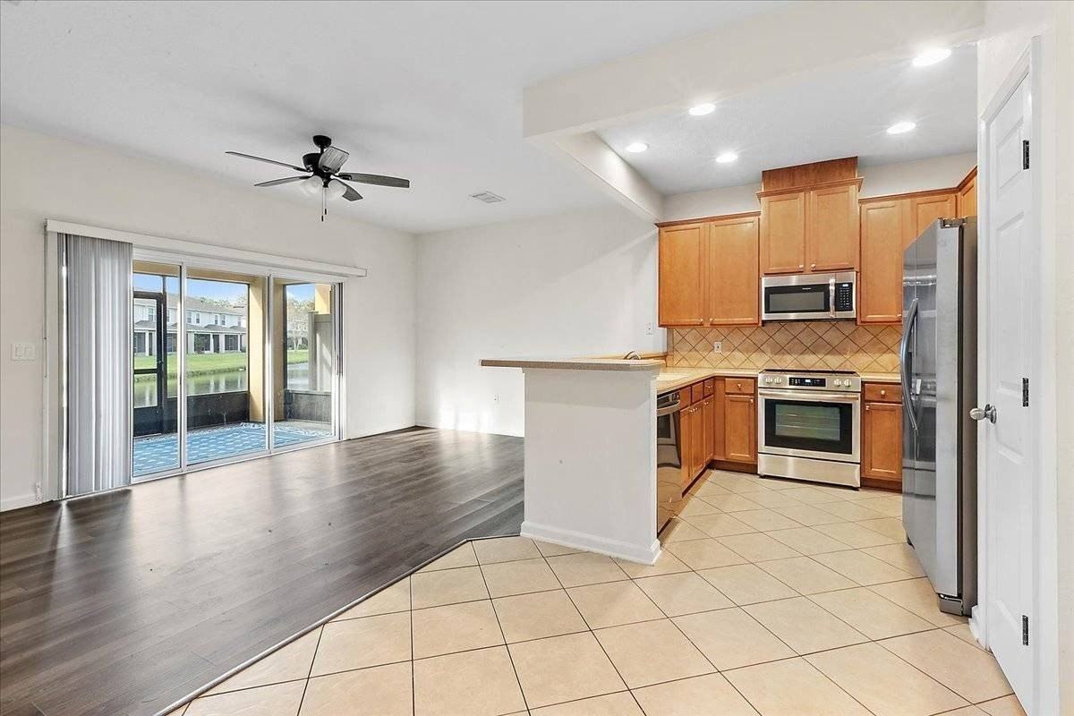 12982 Spring Rain Rd - Photo 3 of 17