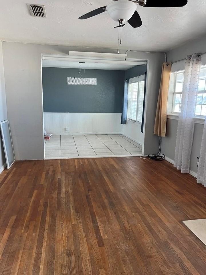 1110 E 42nd St - Photo 3 of 13