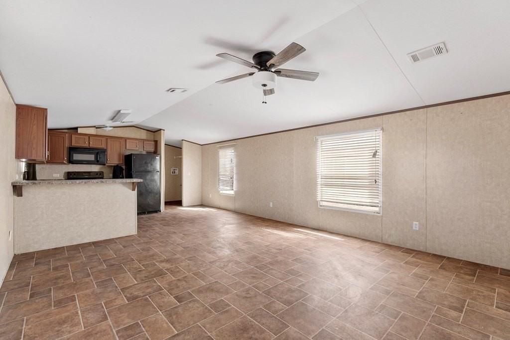 5300 N County Road 1125 - Photo 6 of 19