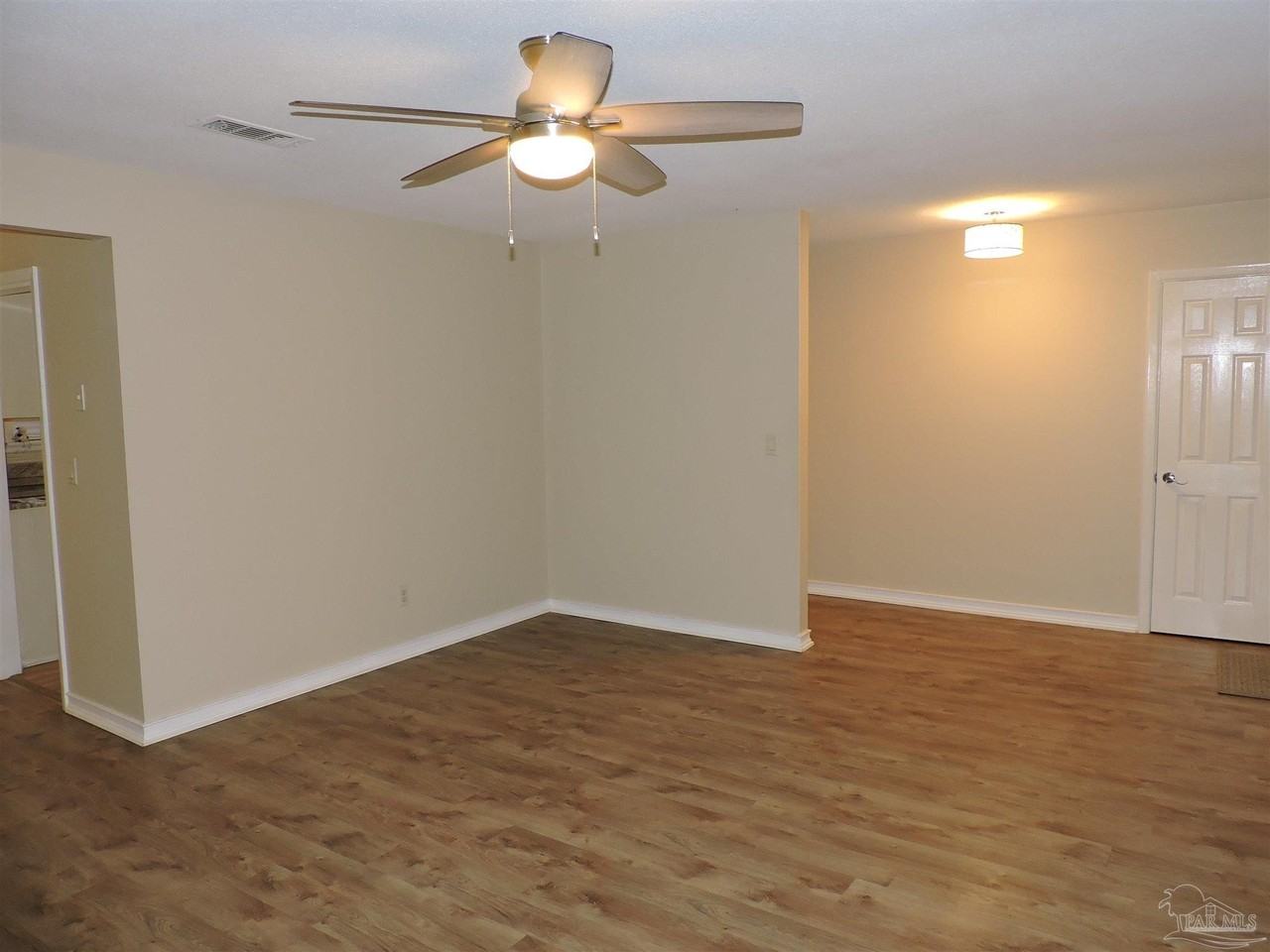 5485 Willard Norris Rd - Photo 5 of 37