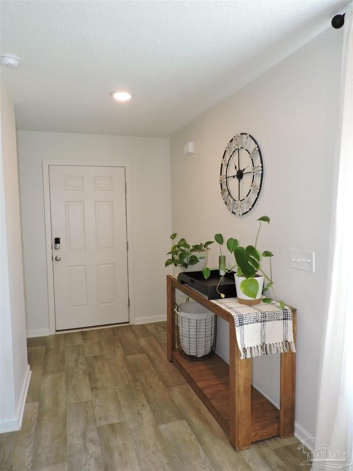 5840 Paddock Way - Photo 2 of 21