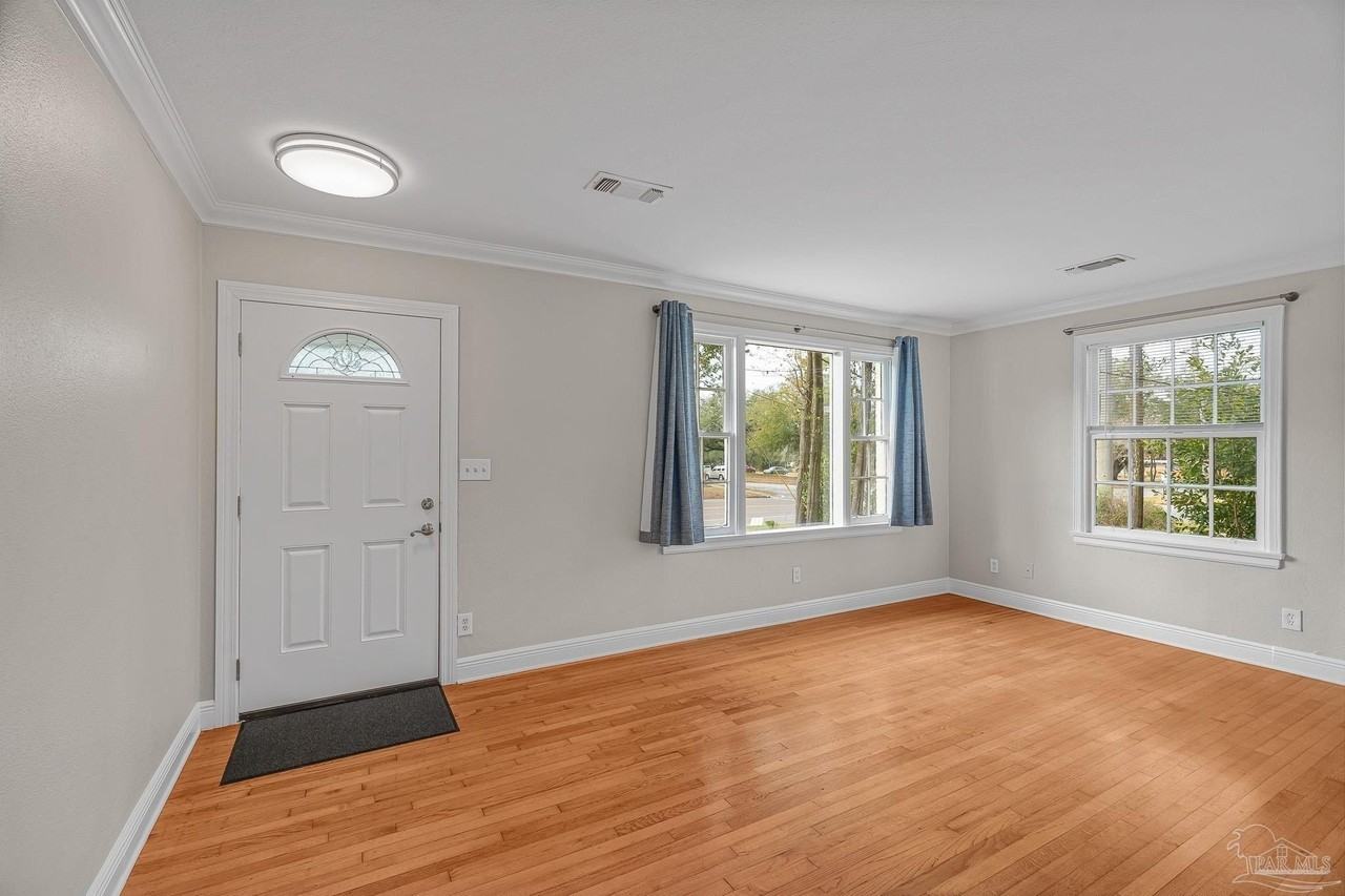 830 W Moreno St - Photo 4 of 30