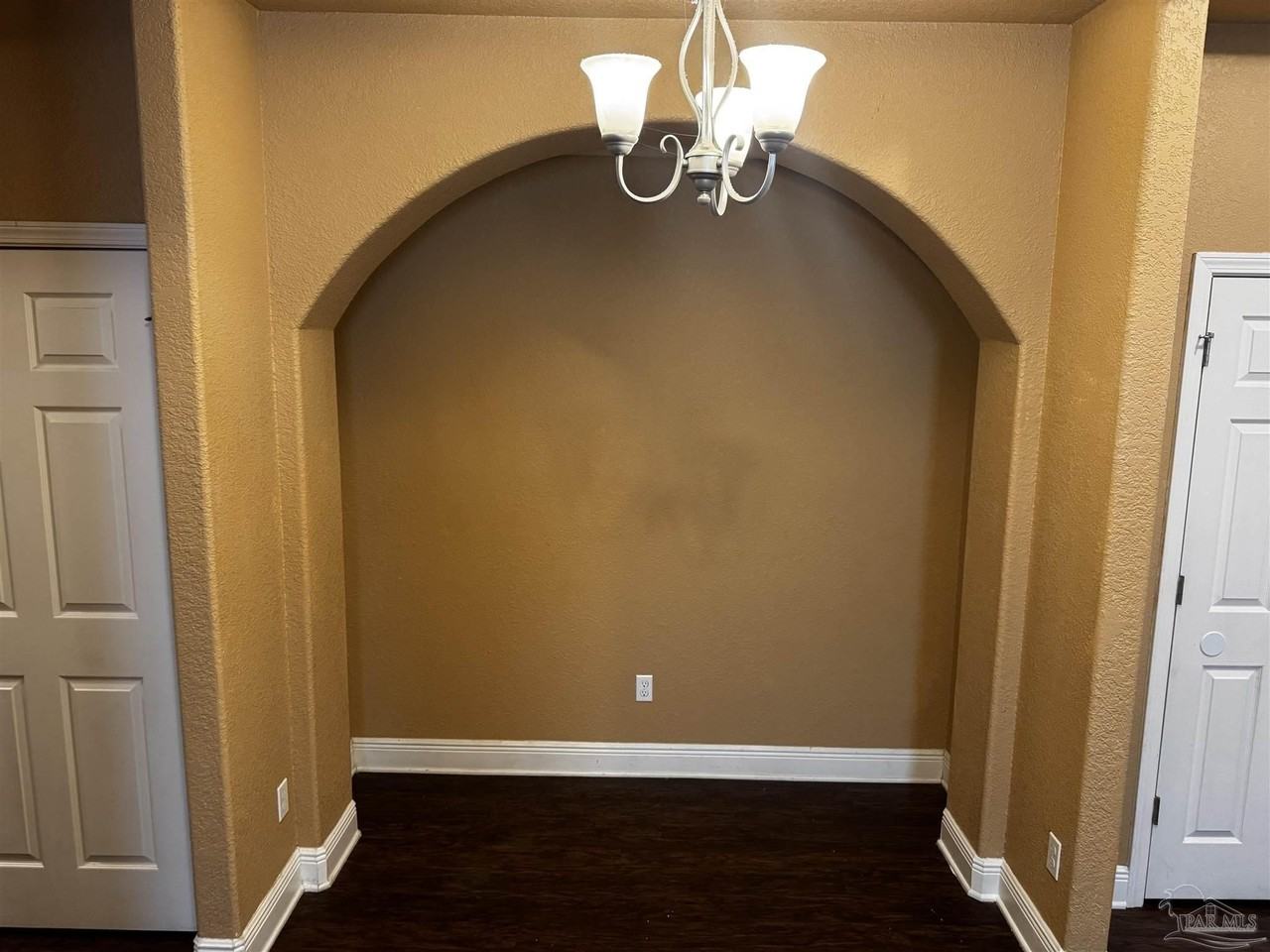 7071 Lake Joanne Dr Apt 2b - Photo 5 of 19