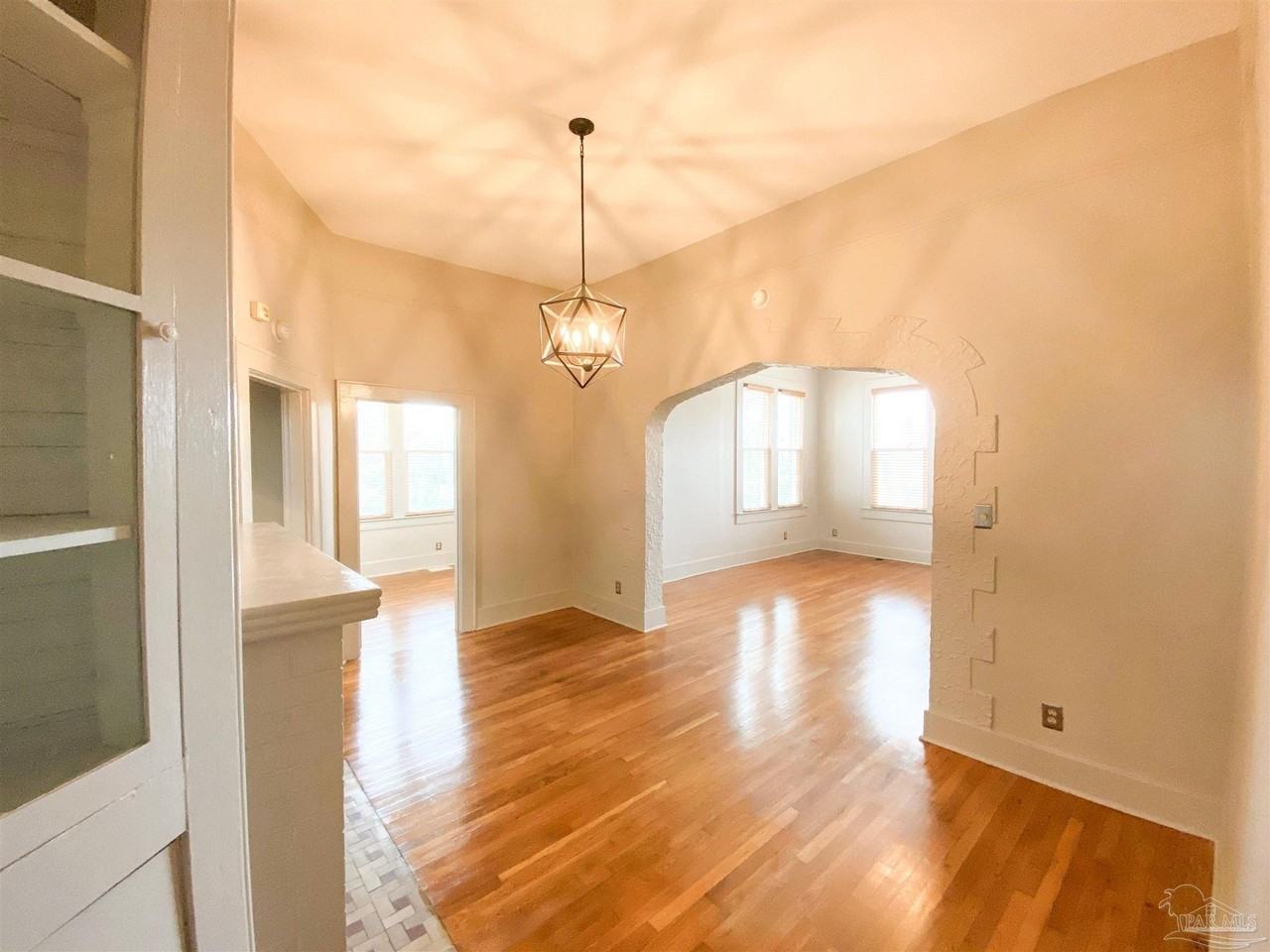 1724 E La Rua St Apt D - Photo 4 of 14