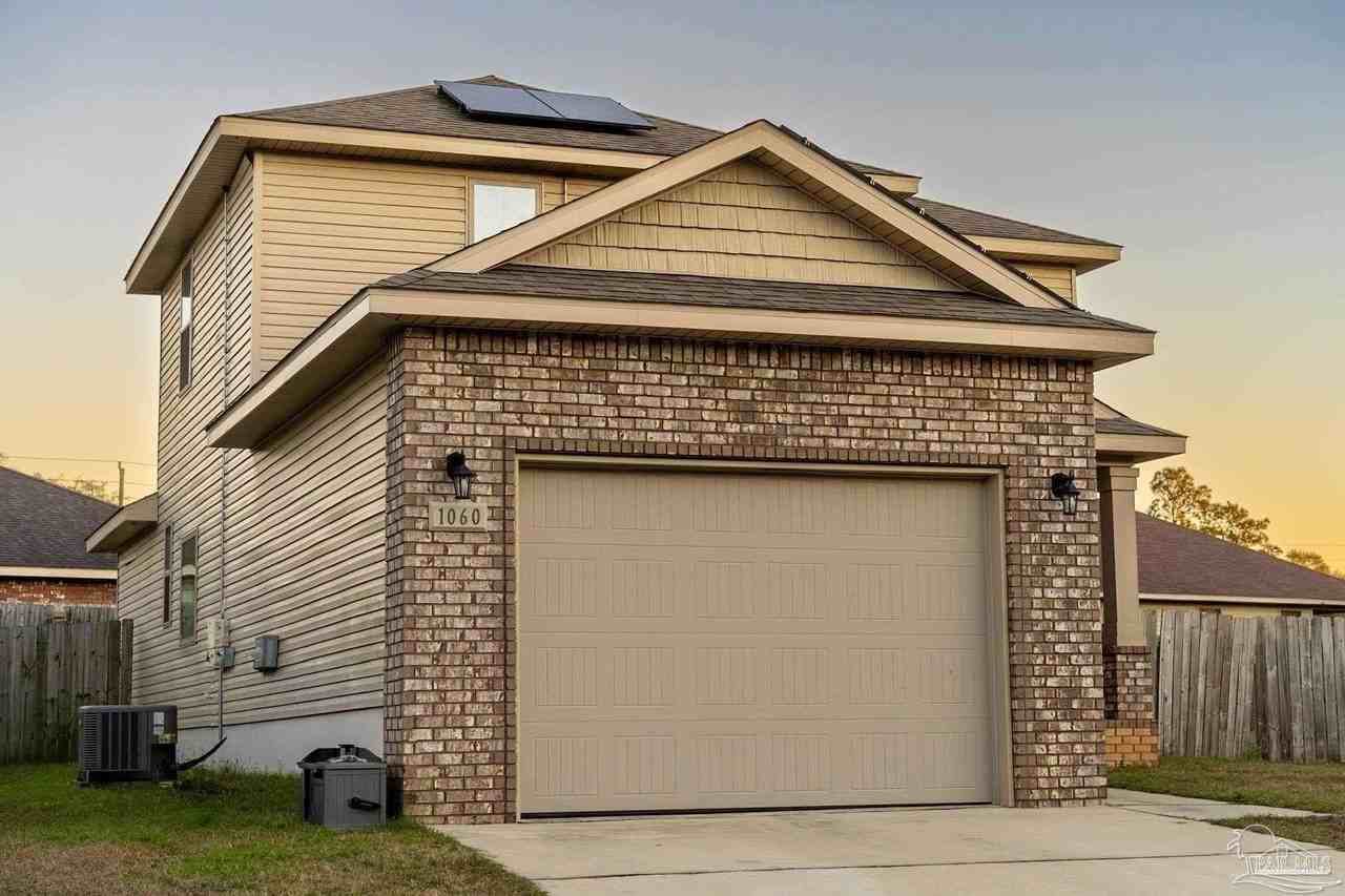 1060 Bretts Way - Photo 2 of 22