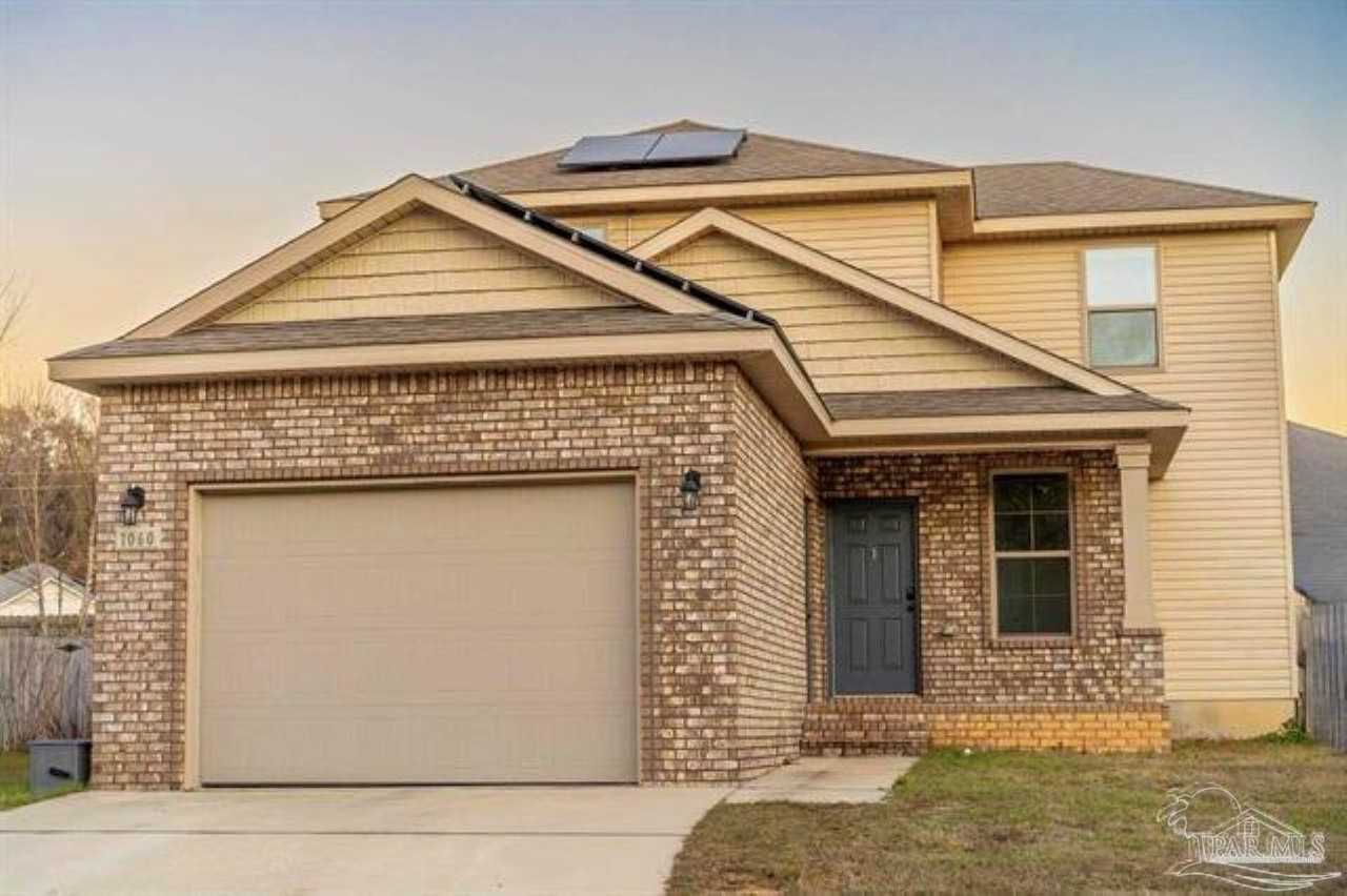 1060 Bretts Way - Photo 3 of 22