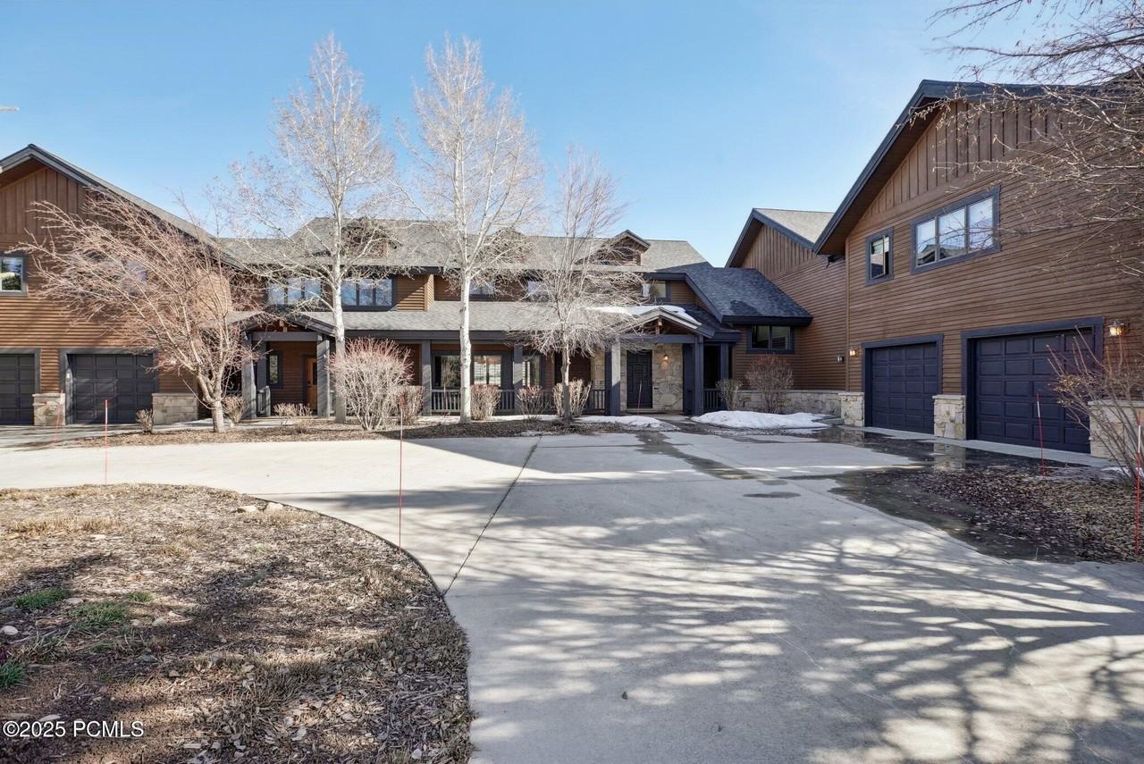 975 Abilene Way - Photo 3 of 50