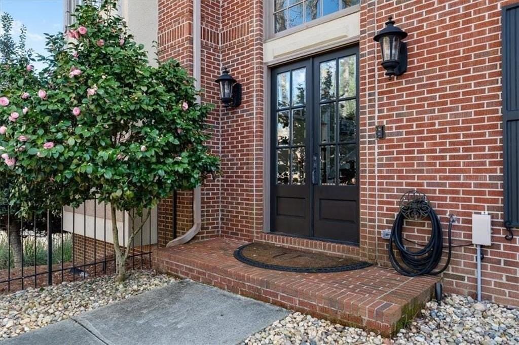 530 Slane Trce - Photo 3 of 50