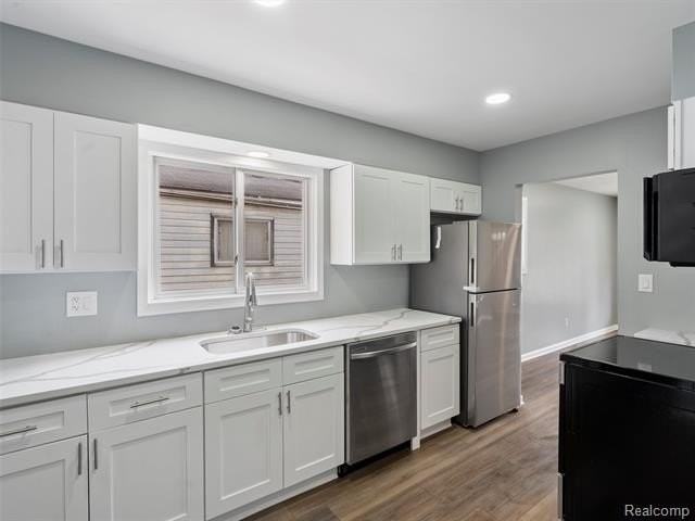 396 W Pearl Ave - Photo 7 of 16