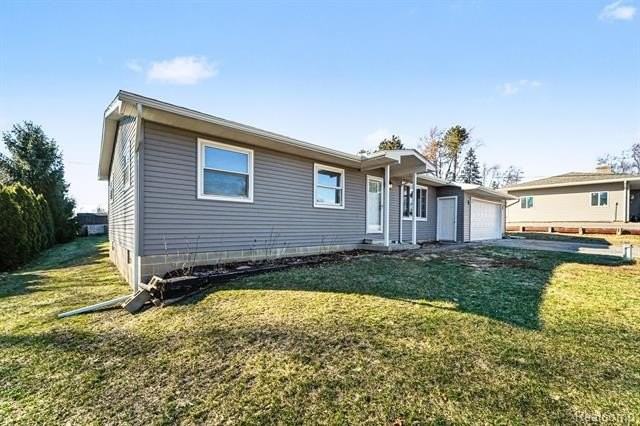 880 Hemingway Rd - Photo 3 of 21