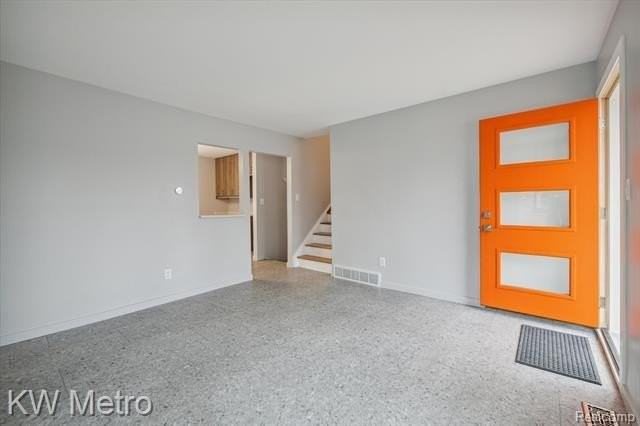 202 Broadacre Ave - Photo 2 of 31