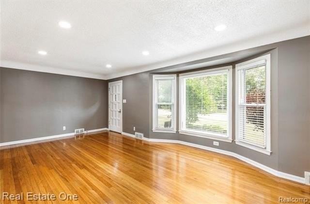 4313 Berkshire Rd - Photo 7 of 17