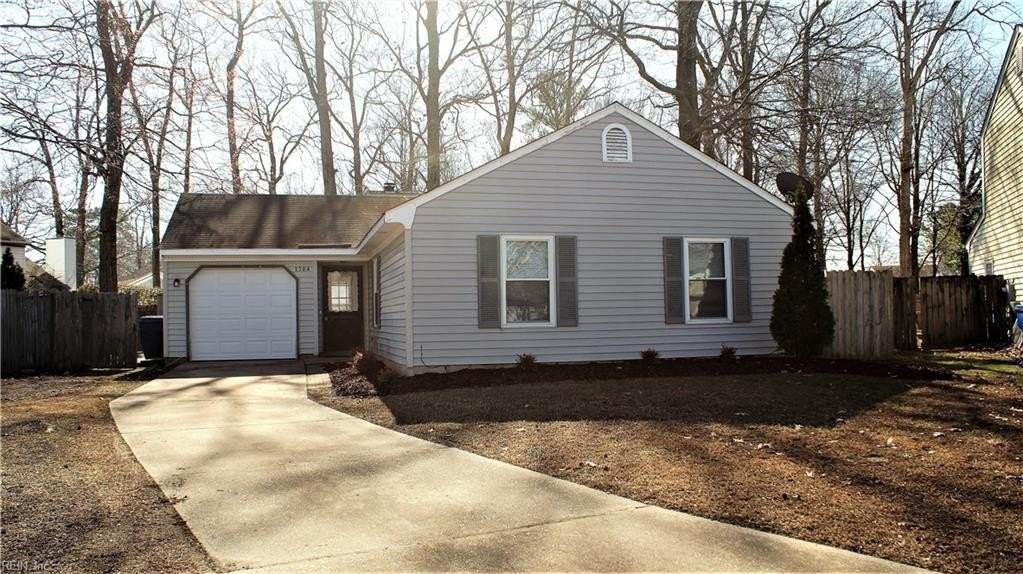 1504 Crawley Cir - Photo 2 of 23