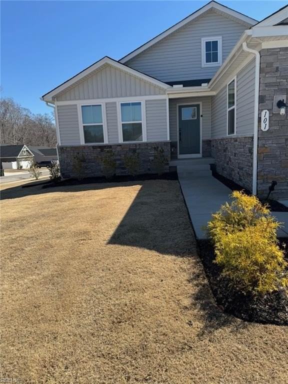 101 Martha Washington Pkwy - Photo 3 of 30