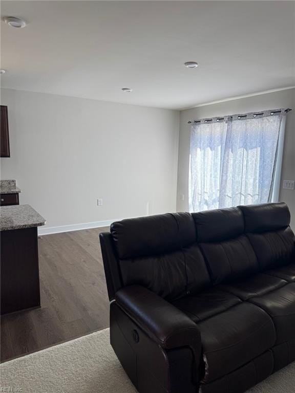 101 Martha Washington Pkwy - Photo 6 of 30