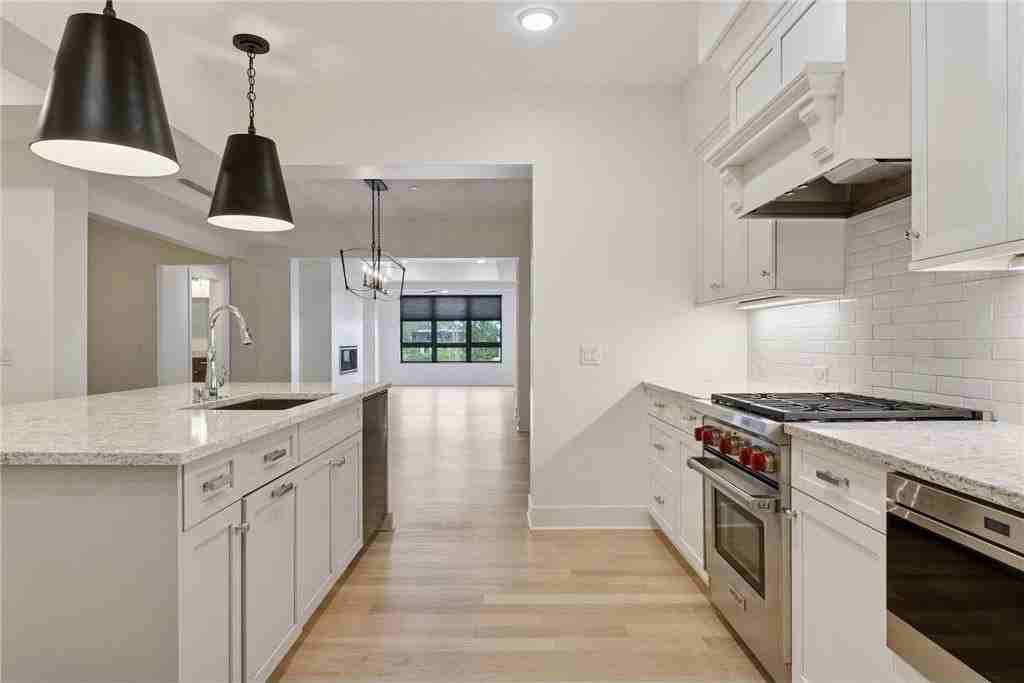 222 Ferndale Rd S #207 - Photo 6 of 35