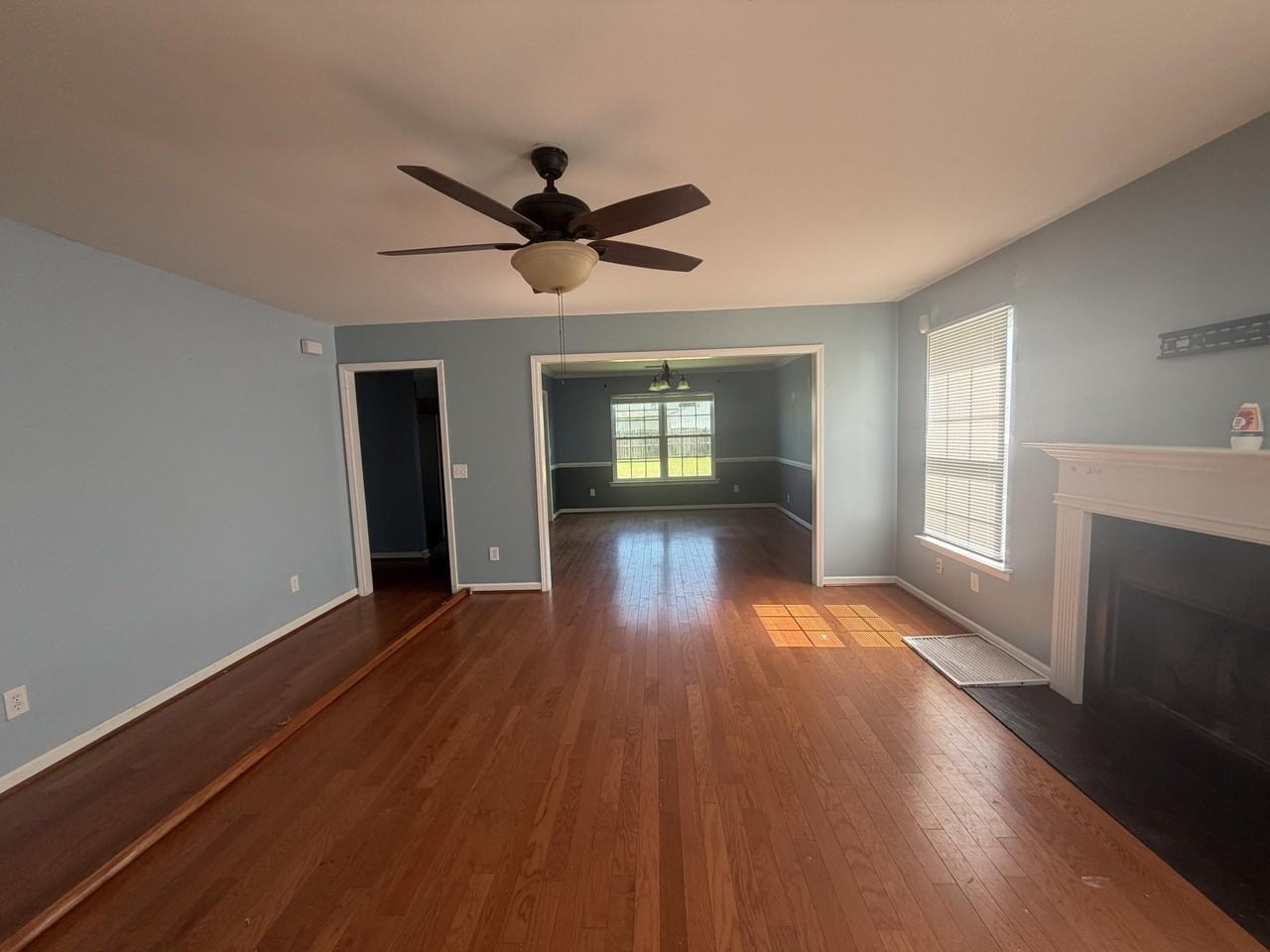 575 Batty Way - Photo 3 of 42