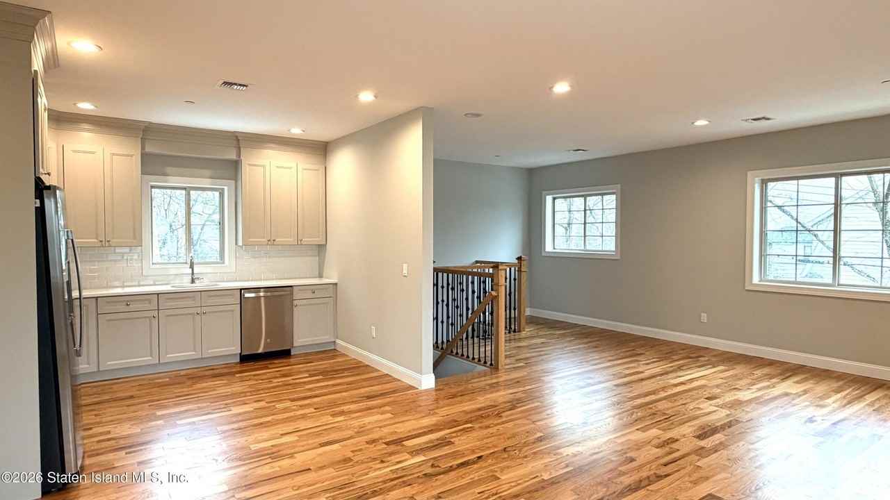 9 David St - Photo 3 of 9