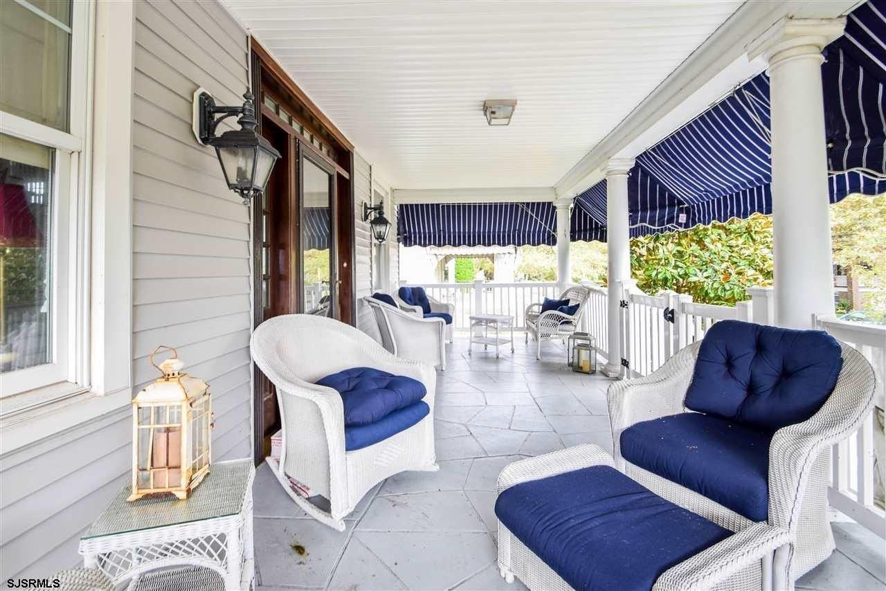 16 S Somerset Ave - Photo 2 of 50