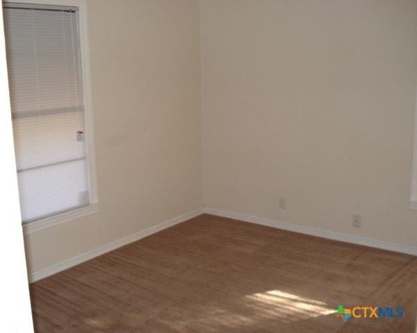 303 Cloud St - Photo 4 of 6