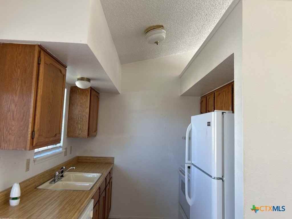 1801 Lea Ann Dr - Photo 7 of 12