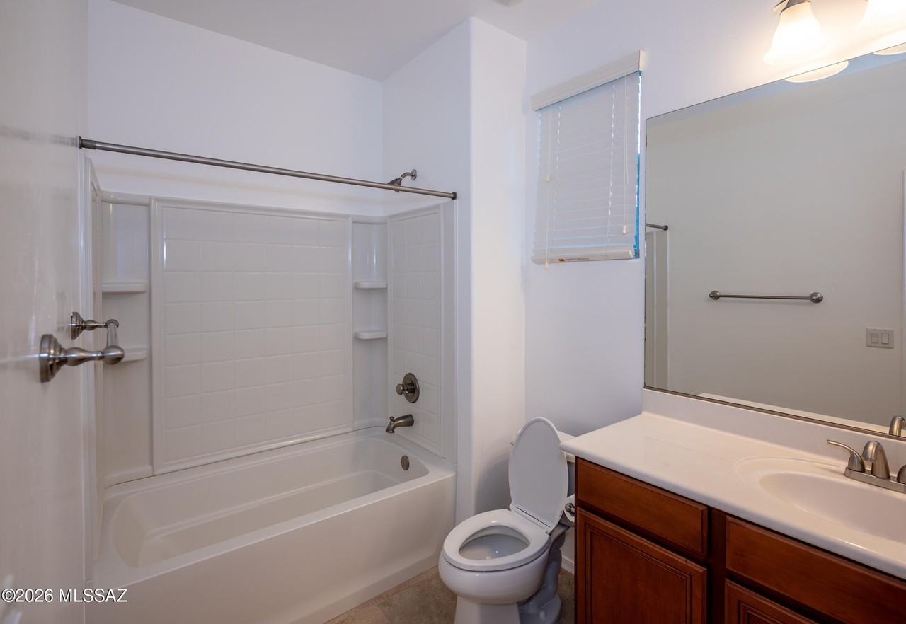 12047 N Golden Mirror Dr - Photo 5 of 22