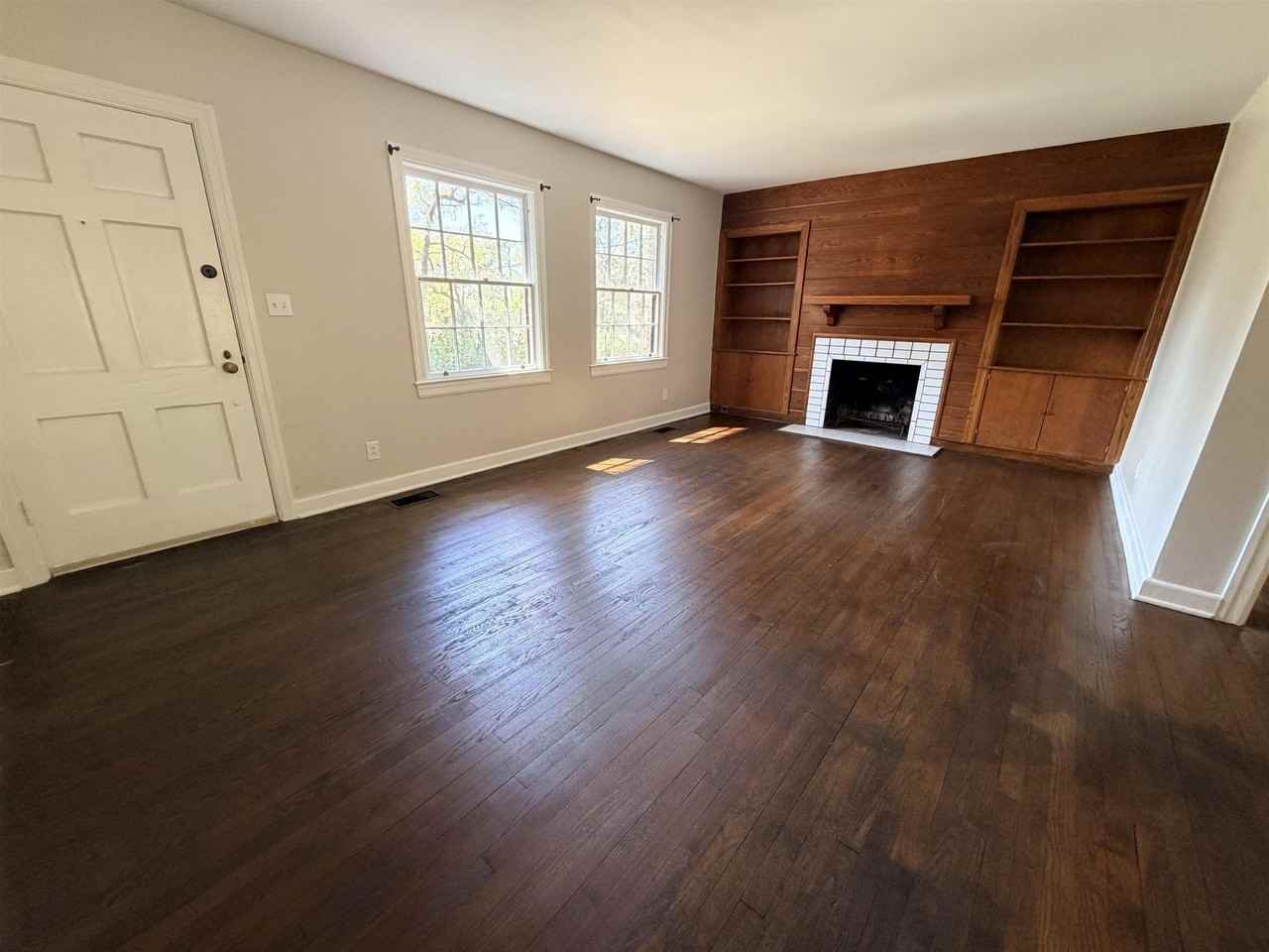 1024 Cherokee Dr - Photo 3 of 24