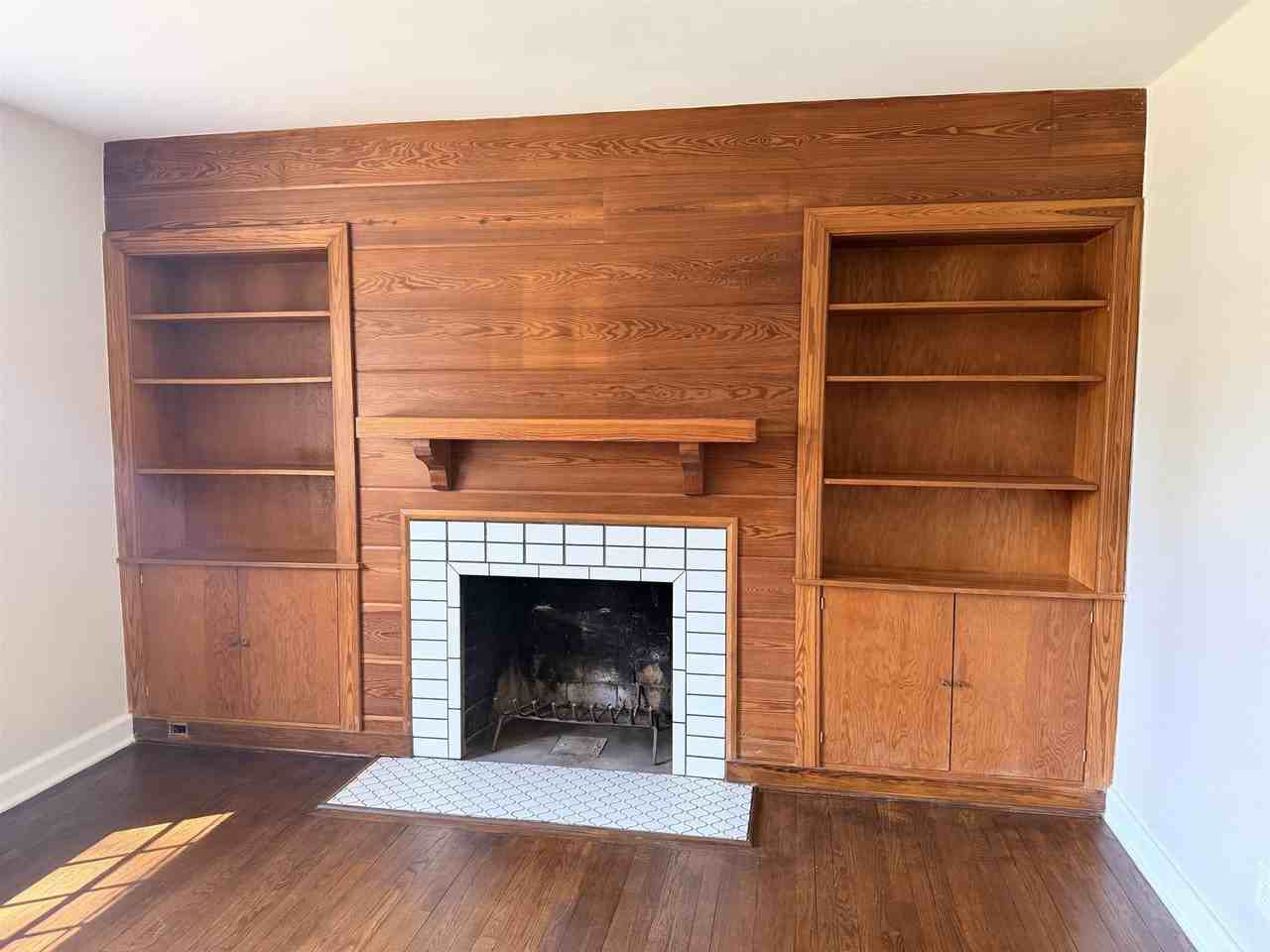 1024 Cherokee Dr - Photo 4 of 24