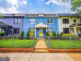 1718 W Virginia Ave Ne Apt 1 #Apt 1 - Photo 1 of 1