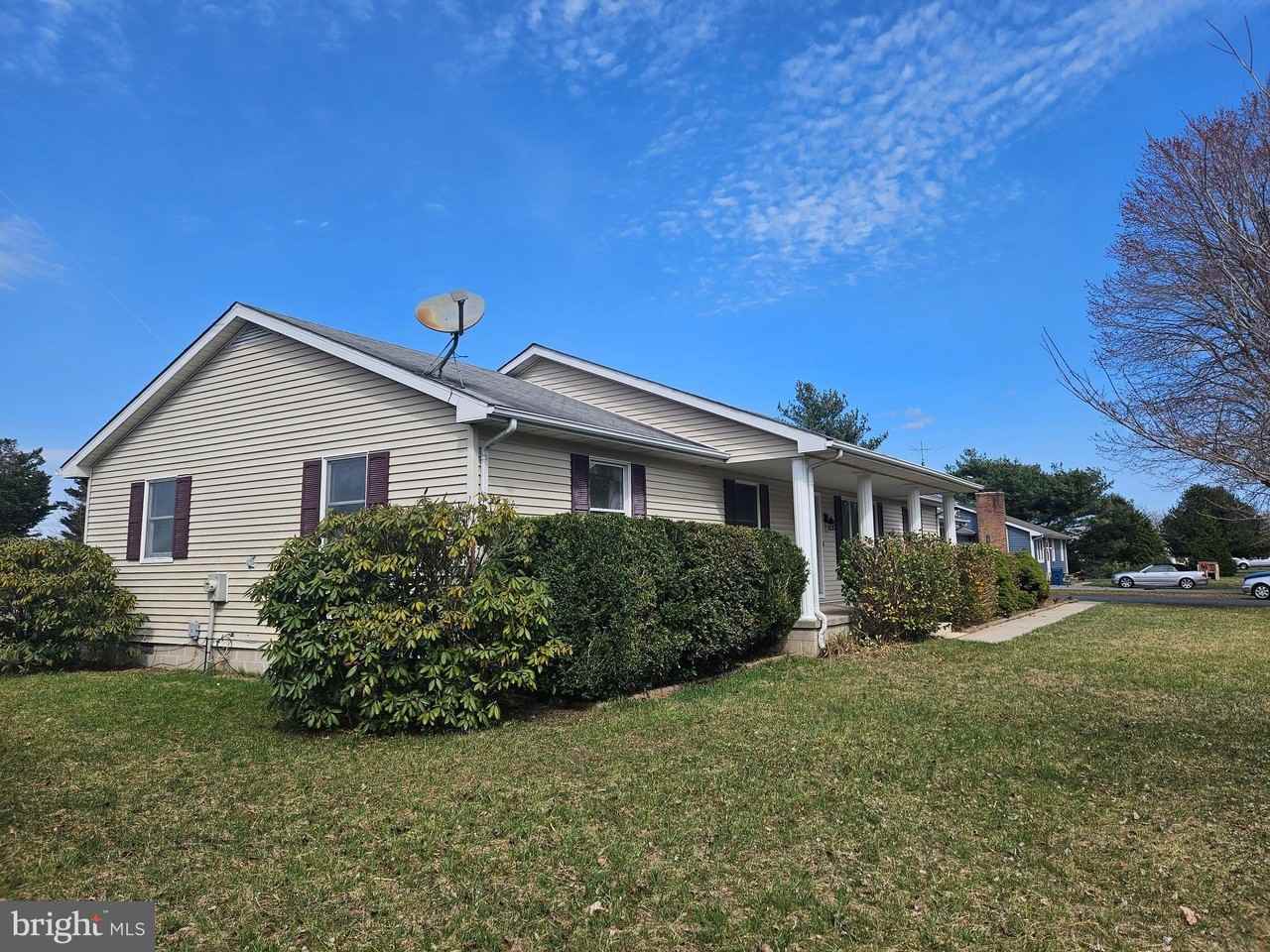 873 Skeeter Neck Rd - Photo 2 of 34