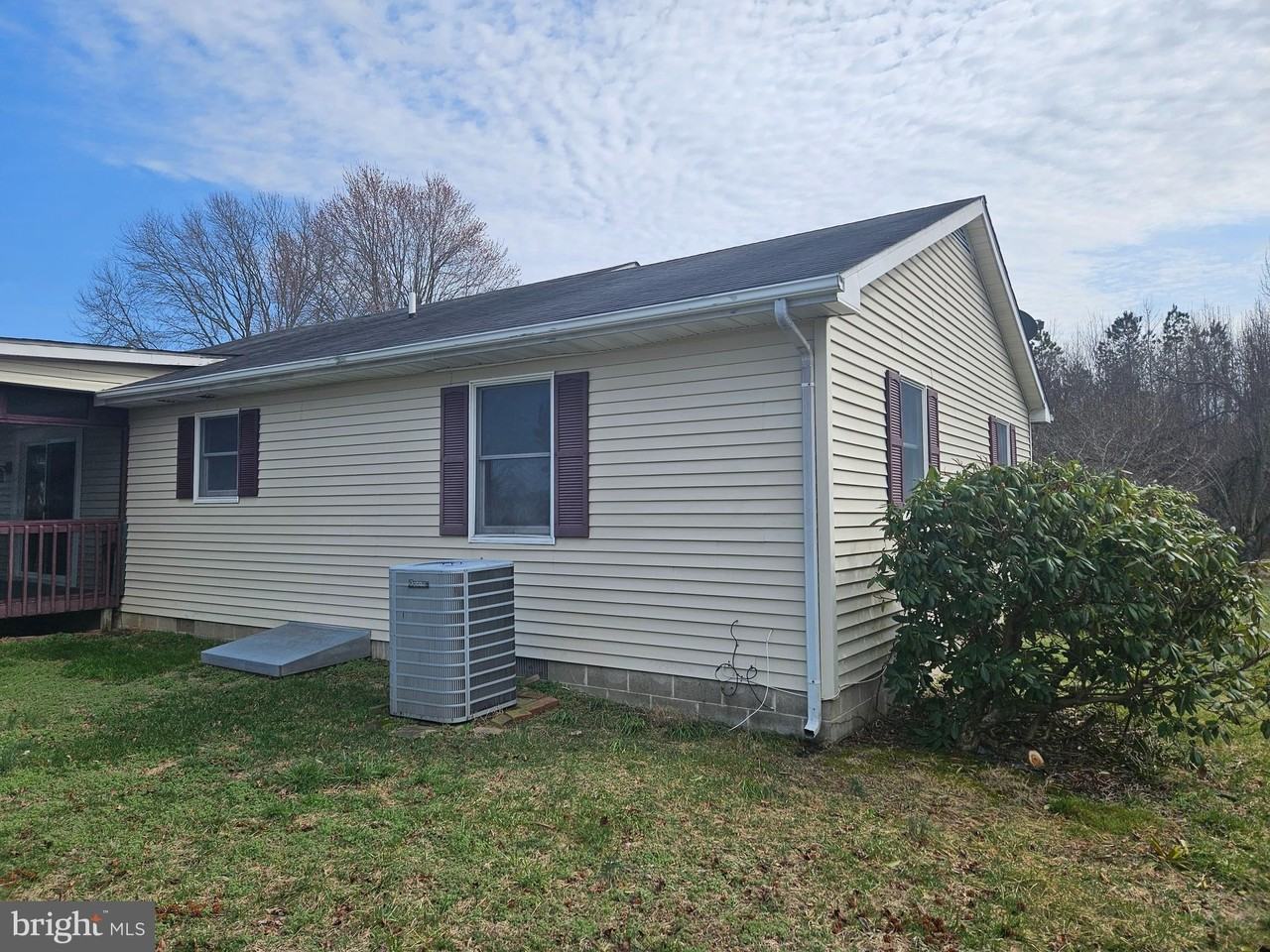 873 Skeeter Neck Rd - Photo 3 of 34