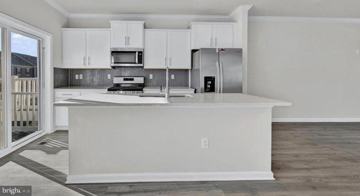 featured image of 5044 Silver Oak Dr