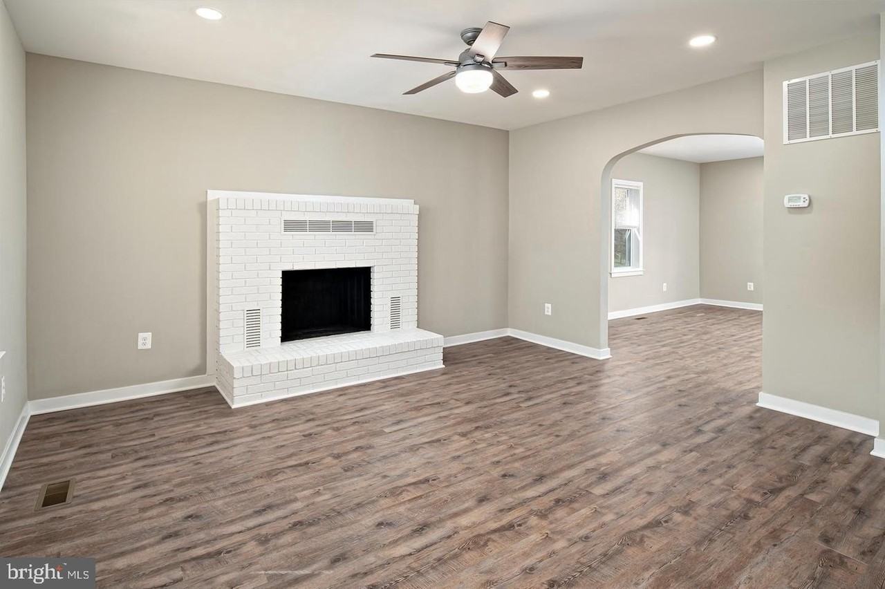 6343 Montgomery Rd - Photo 6 of 40