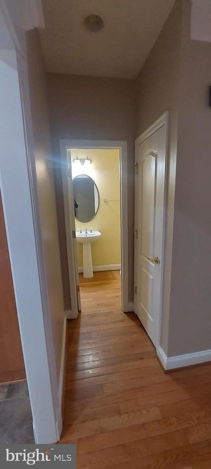 11808 Oxbridge Dr - Photo 7 of 27