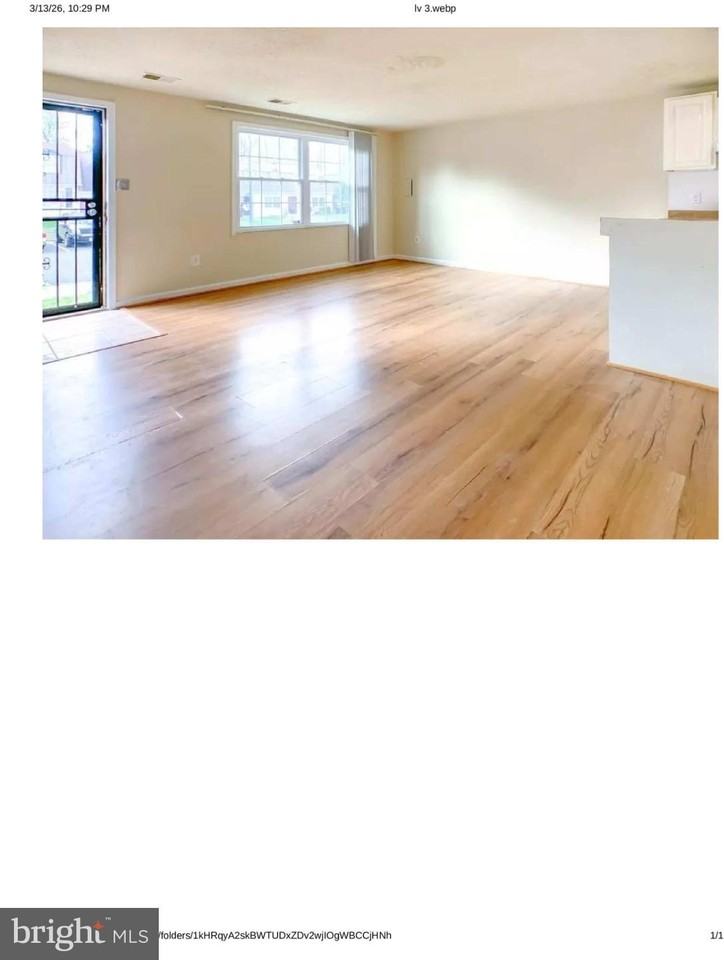 1925 VILLAGE Drive unit: V-200 - Photo 4 of 11