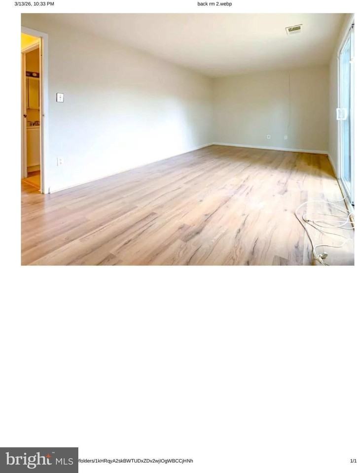 1925 VILLAGE Drive unit: V-200 - Photo 5 of 11