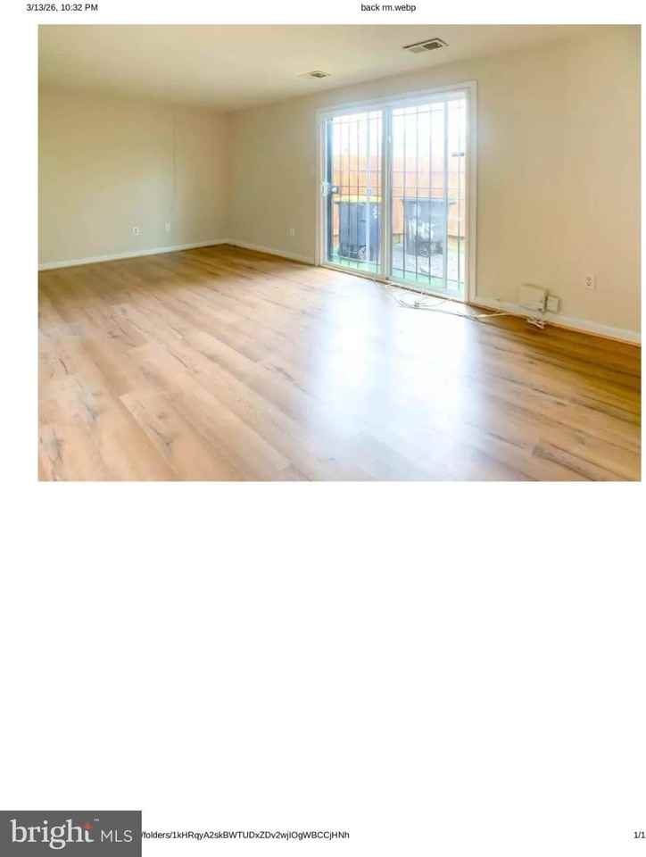 1925 VILLAGE Drive unit: V-200 - Photo 6 of 11