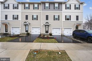 featured image of 44 Basswood St Unit 602