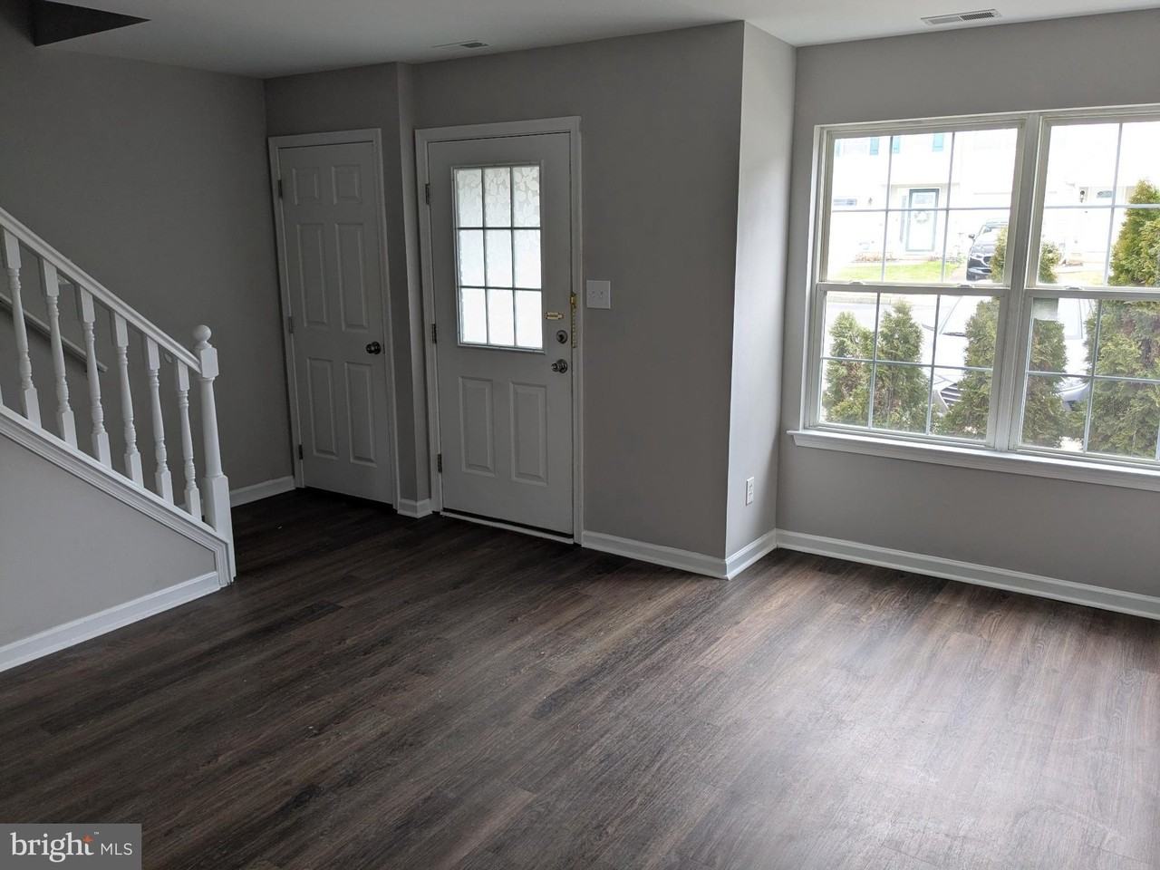 25 Millstream Rd - Photo 3 of 28