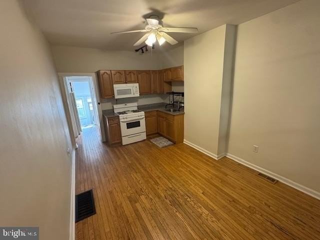 4838 Smick St - Photo 5 of 24