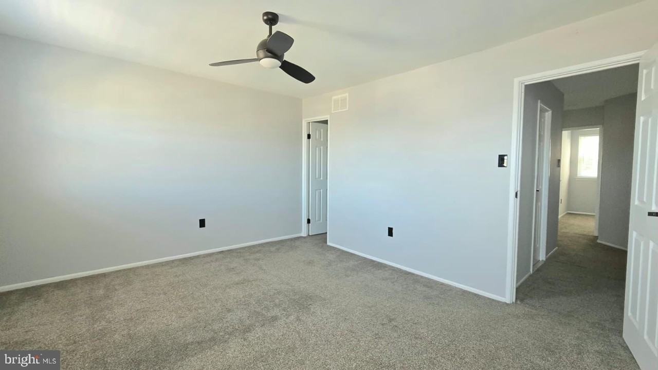 4214 Carteret Dr - Photo 7 of 19