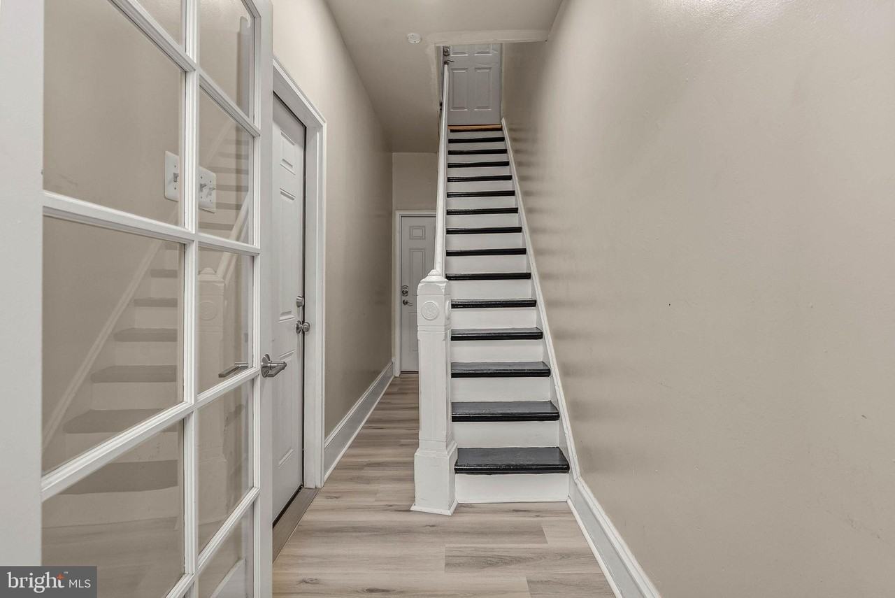 2440 Carpenter St Unit A - Photo 2 of 13